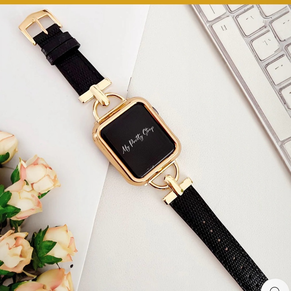 Elegant Black and Gold Smartwatch Case